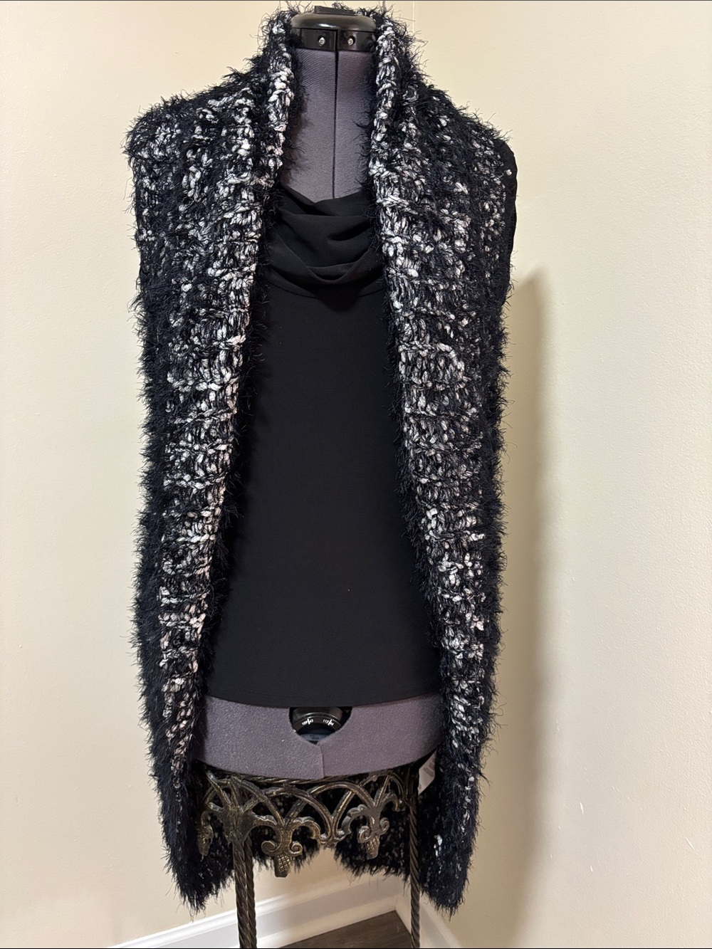 Cozy Open-Front Black & White Fuzzy Knit Women's Sleeveless Cardigan